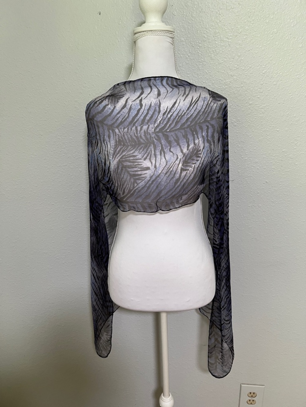 Scarf with Animal print Black and Gray - Picture 5 of 5